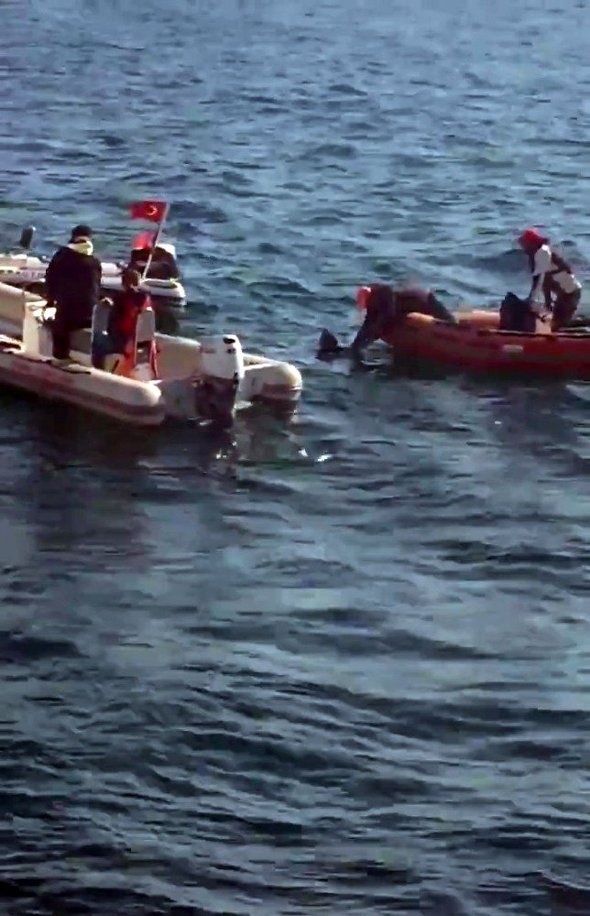 Kadıköy açıklarındaki can pazarı kamerada