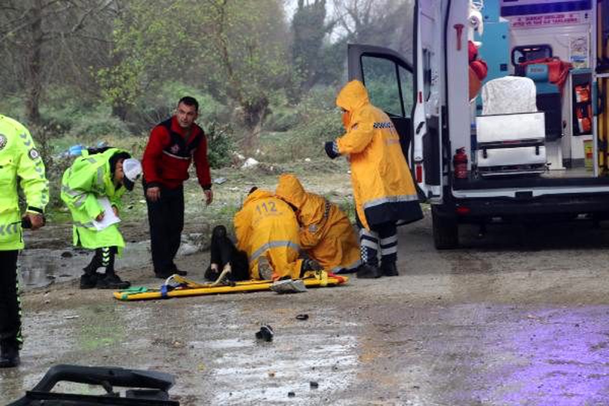 Otomobil köprüden uçtu: 2 ölü, 2 yaralı