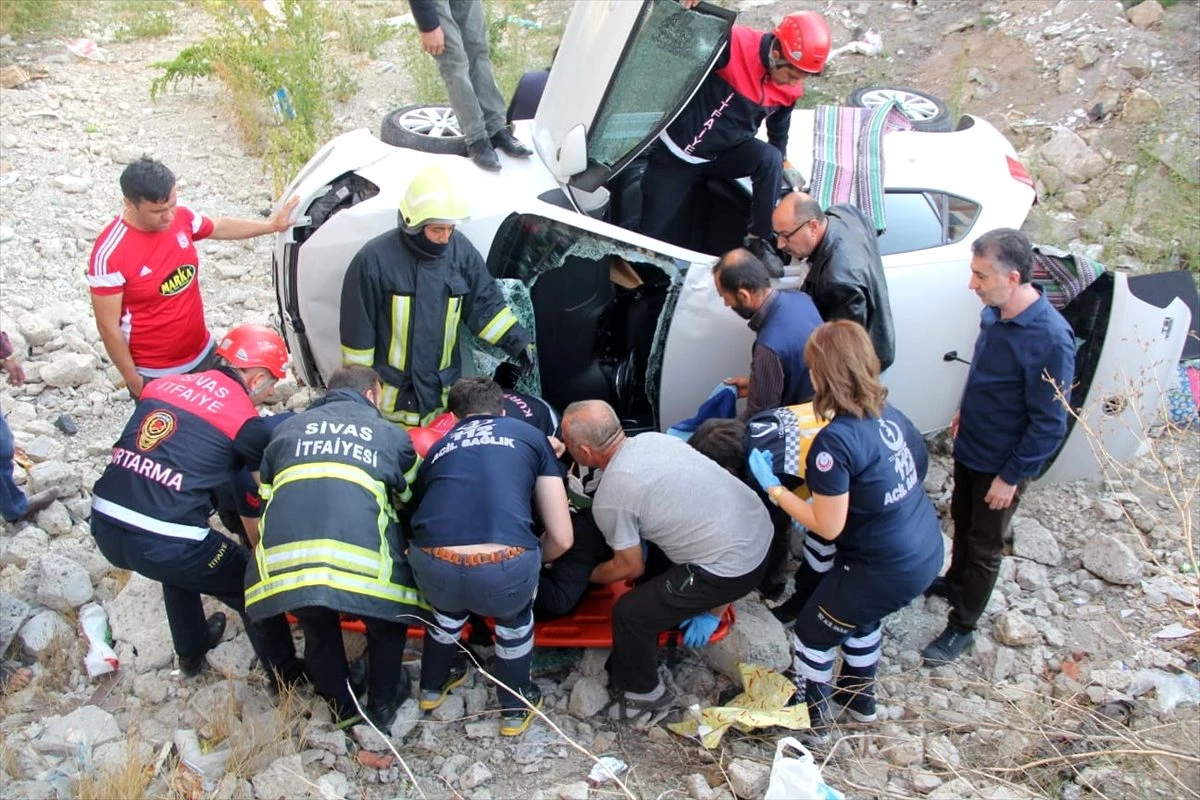 Sivas\'ta trafik kazası: 2 yaralı
