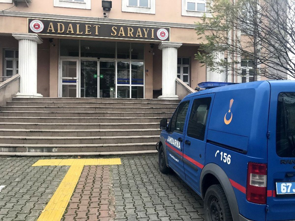 Alaplı\'da uyuşturucu operasyonunda yakalanan 6 şüpheliden 2\'si tutuklandı