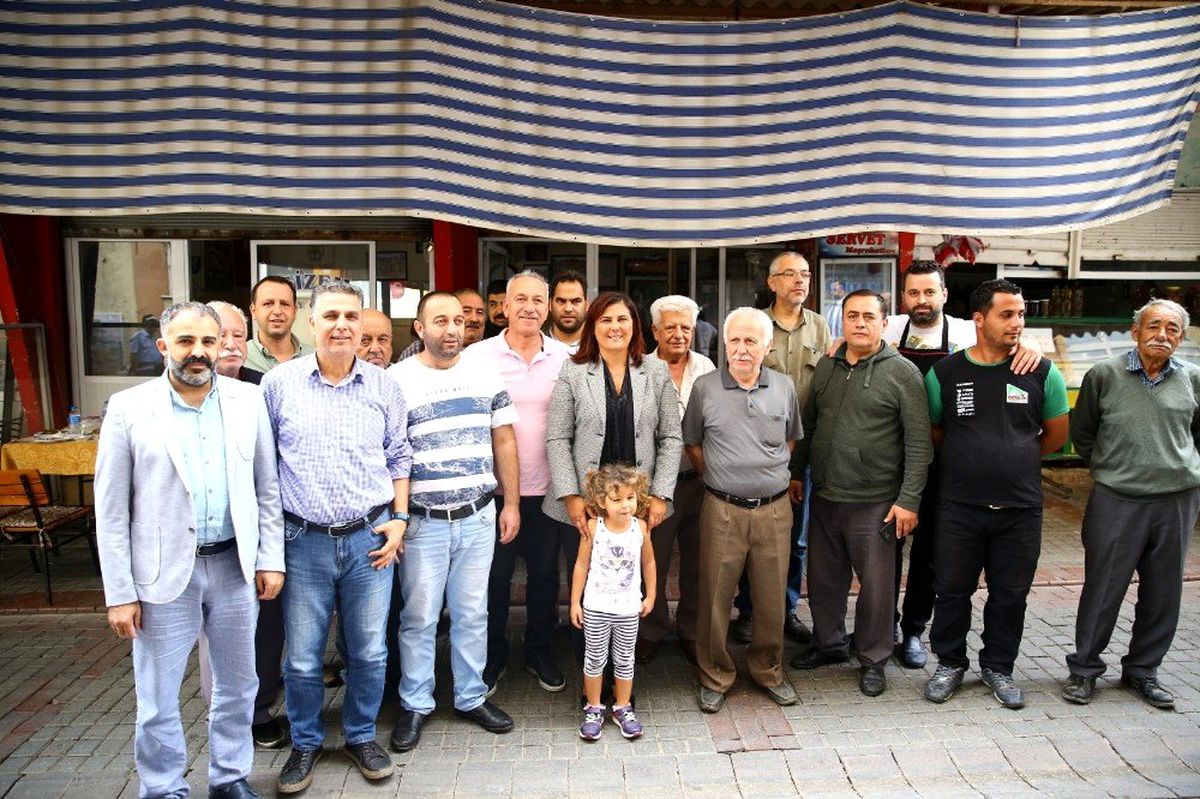 Başkan Çerçioğlu, esnafla kahvaltıda buluştu