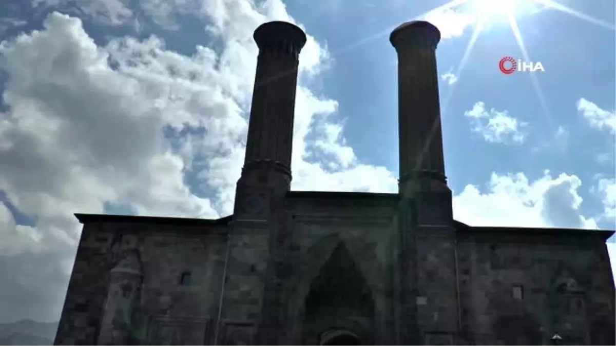 Çifte Minareli Medrese\'de "klima şoku"