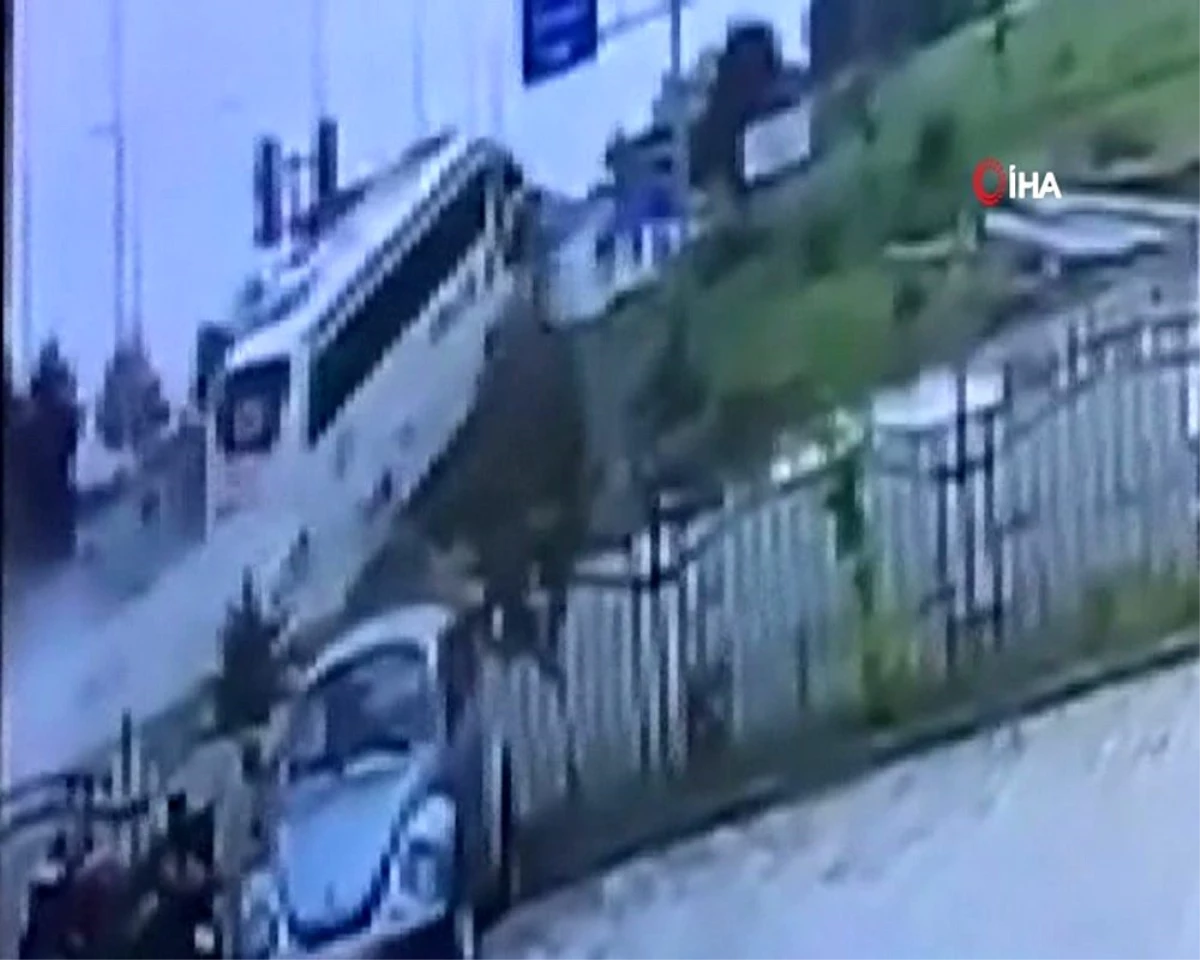 Giresun\'da yolcu otobüsü kaza yaptı: 2 yaralı