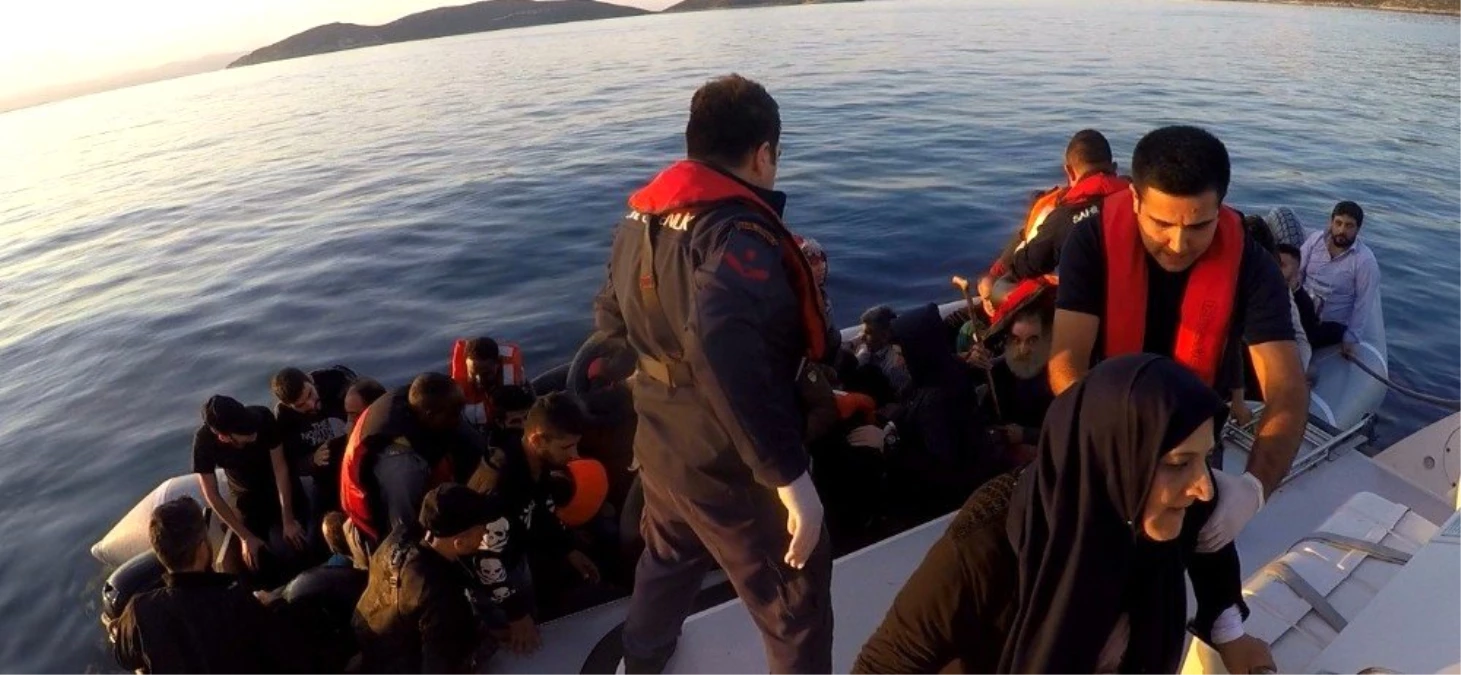 İzmir\'de 263 kaçak göçmen yakalandı