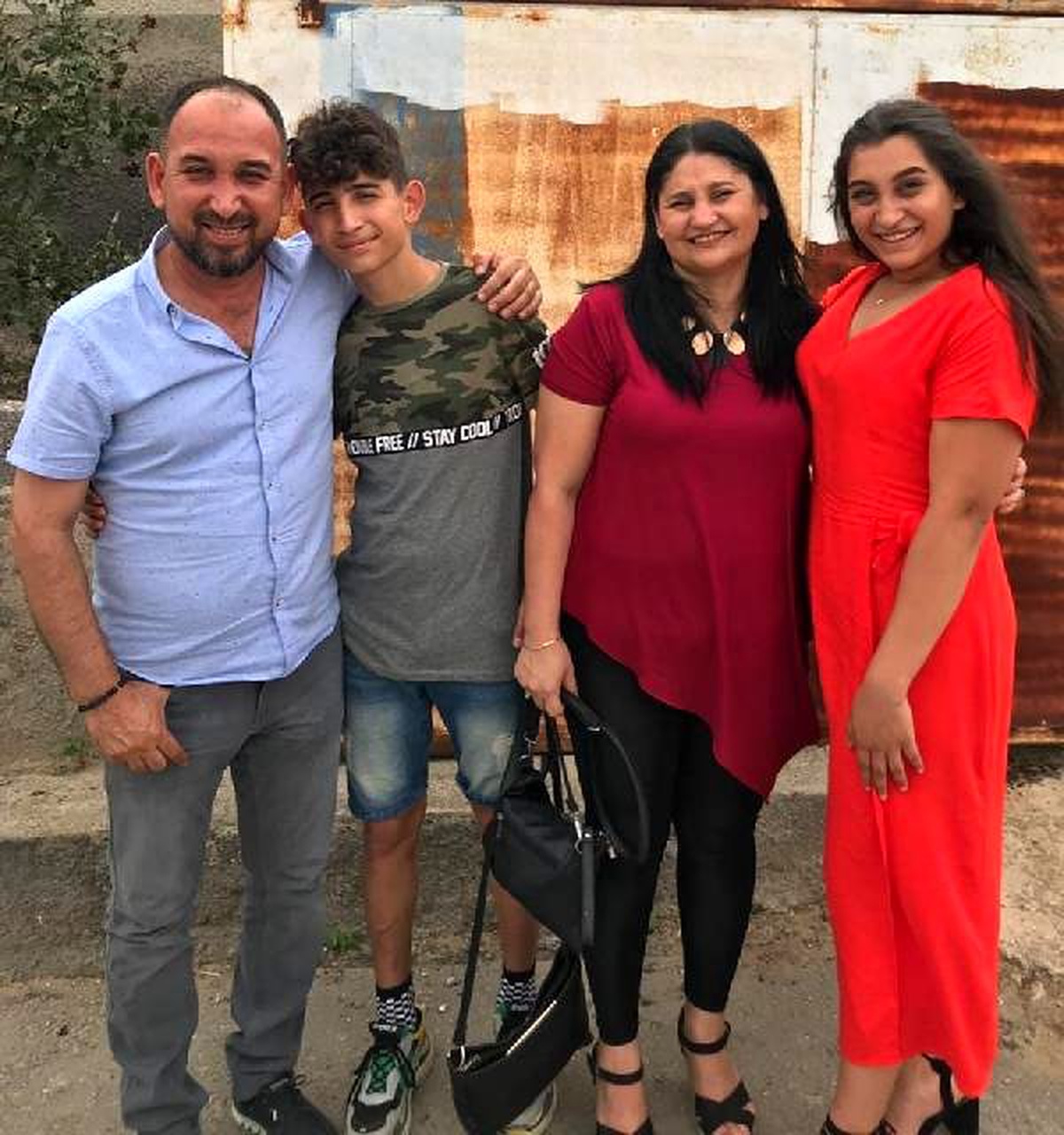 Kız istemeye gidiyorlardı; anne ve baba öldü, çocuklar ağır yaralı