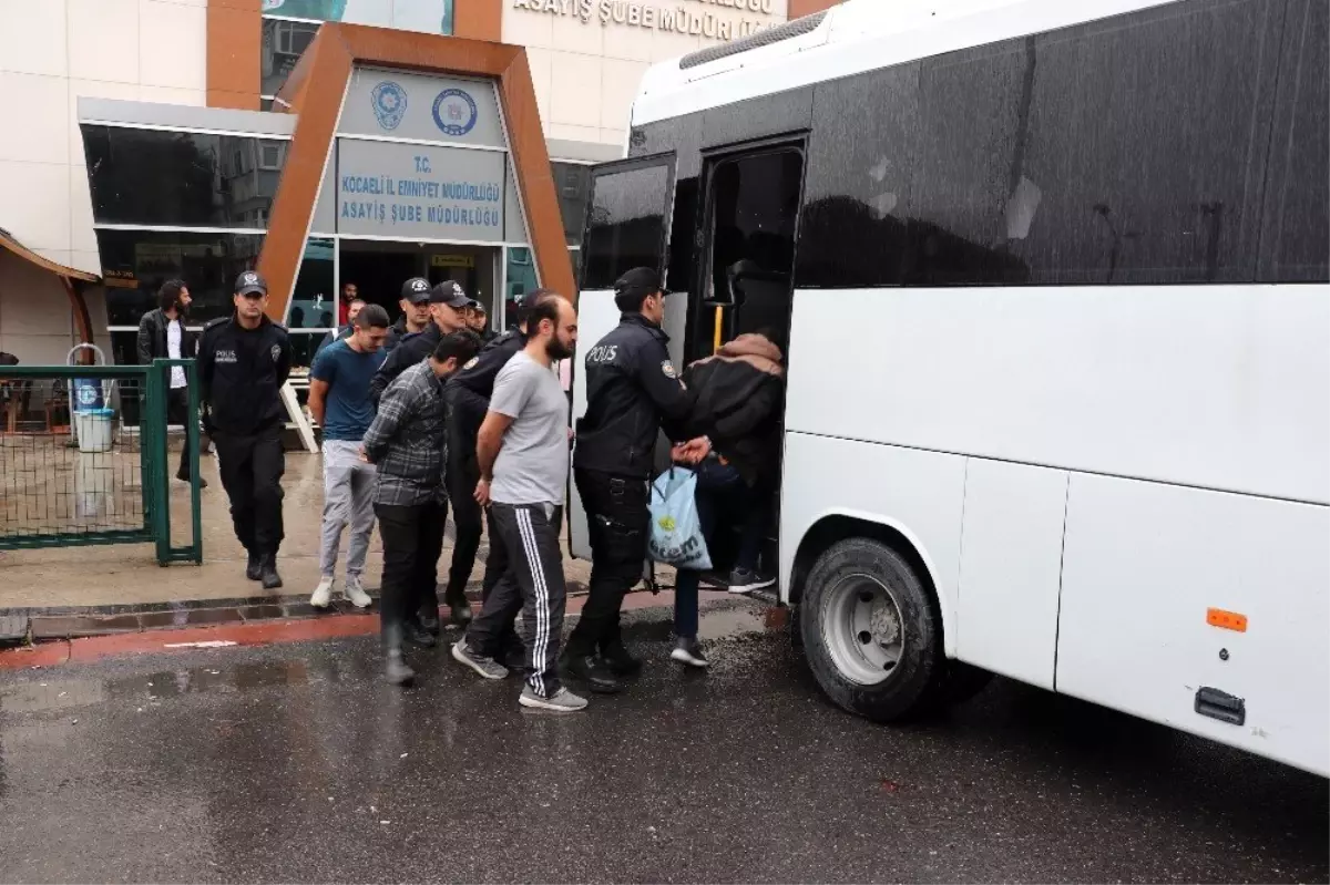 3 yılda 42 araç çalan çetenin 11 üyesi tutuklandı