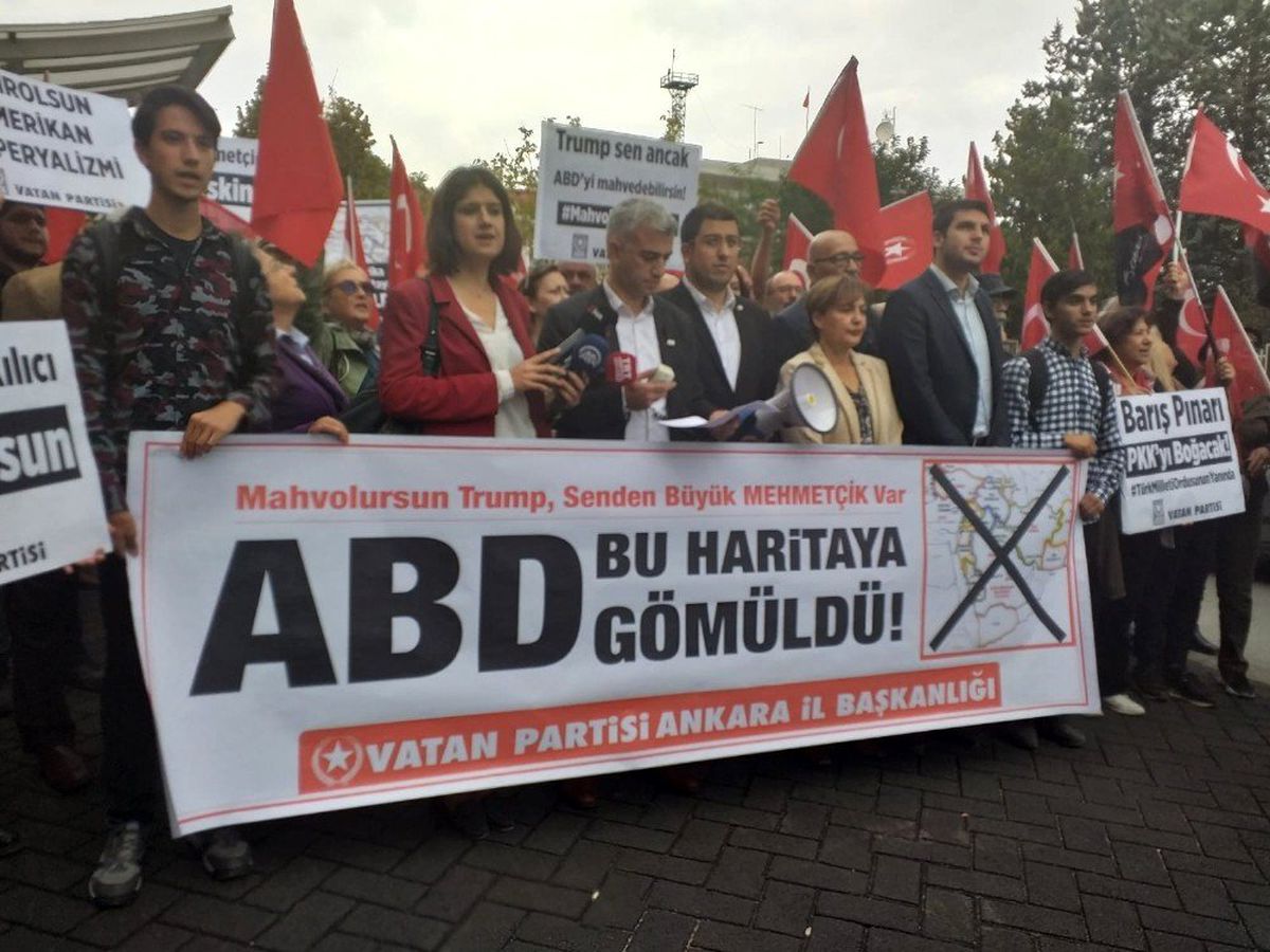 ABD Büyükelçiliği önünde Trump\'a tepki eylemi