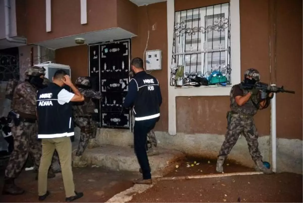 Adana\'da uyuşturucu operasyonu: 21 gözaltı kararı