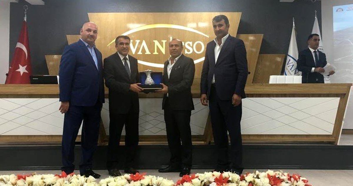 Başkan Aslan, Van TSO\'nun meclis toplantısına katıldı