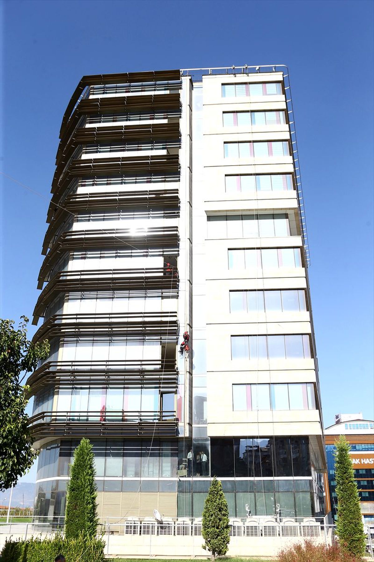 Denizli\'de 11 katlı binada yangın tatbikatı