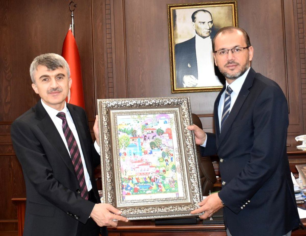 DPÜ Rektörü Uysal\'dan, AFSÜ Rektörü Okumuş\'a nezaket ziyareti
