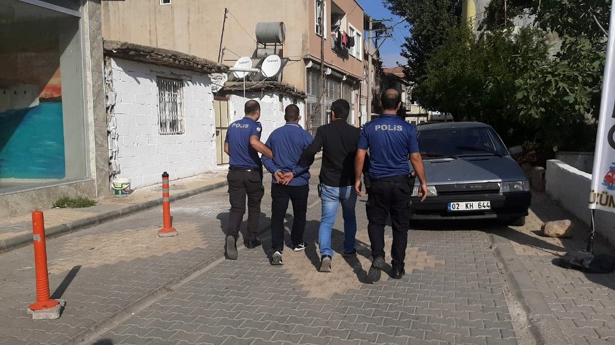 "Dur" ihtarına uymayan cezaevi firarisi yakalandı