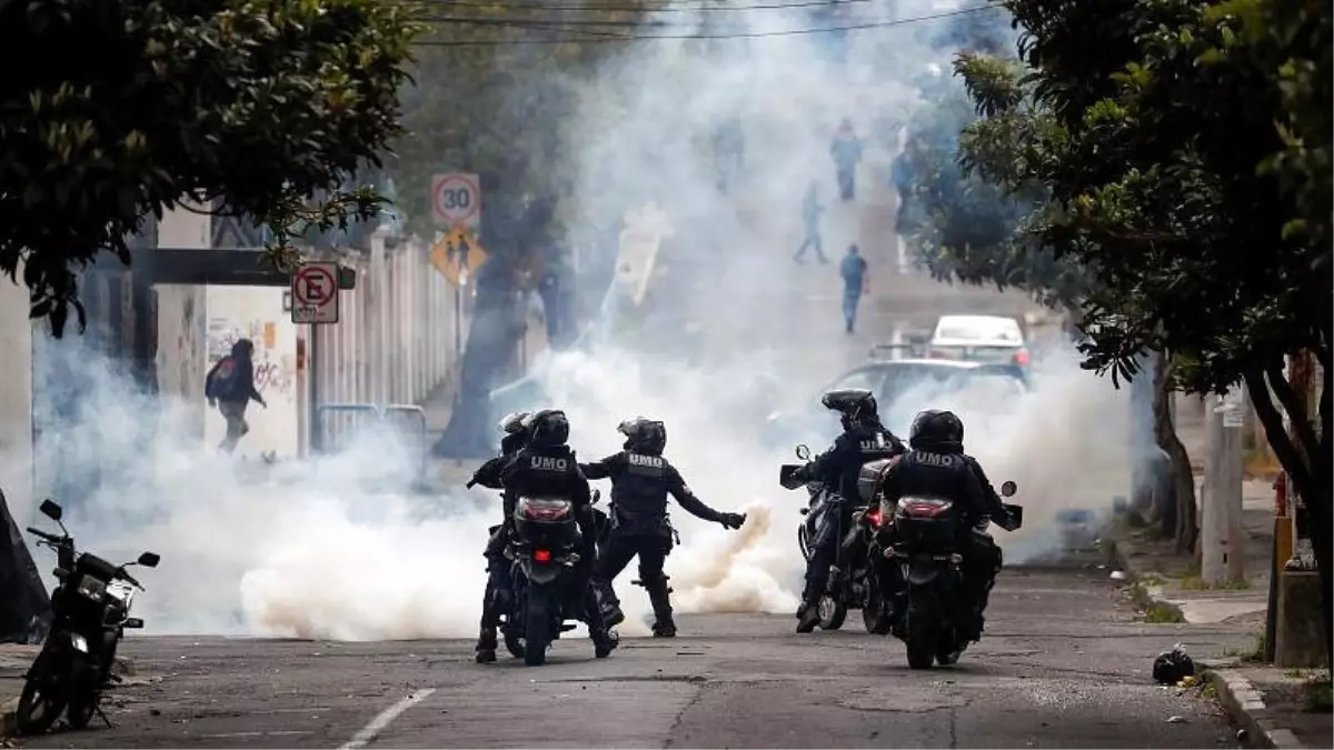 Ekvador\'da kemer sıkma politikalarına yerli halkın protestoları 5. gününde: 477 kişi gözaltında