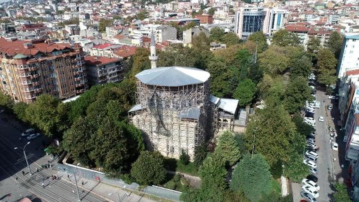 Mimar sinan\'ın eseri caminin restorasyonunun tamamlanmasını bekliyorlar