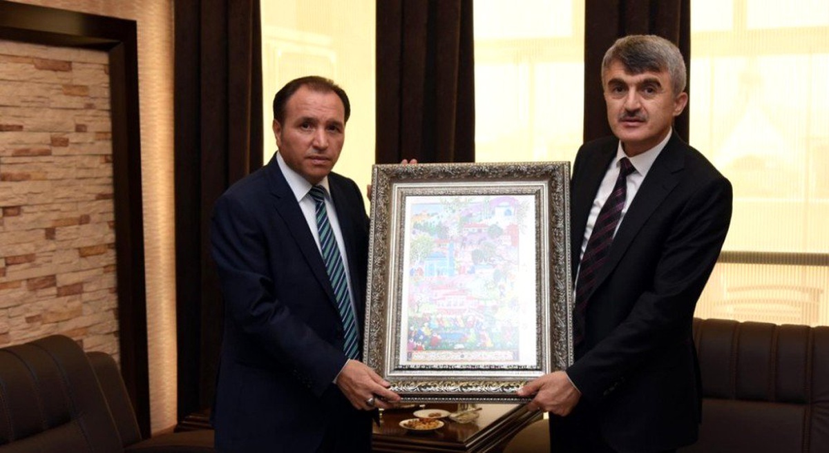 Rektör Uysal\'dan AKÜ Rektörü Karakaş\'a ziyaret