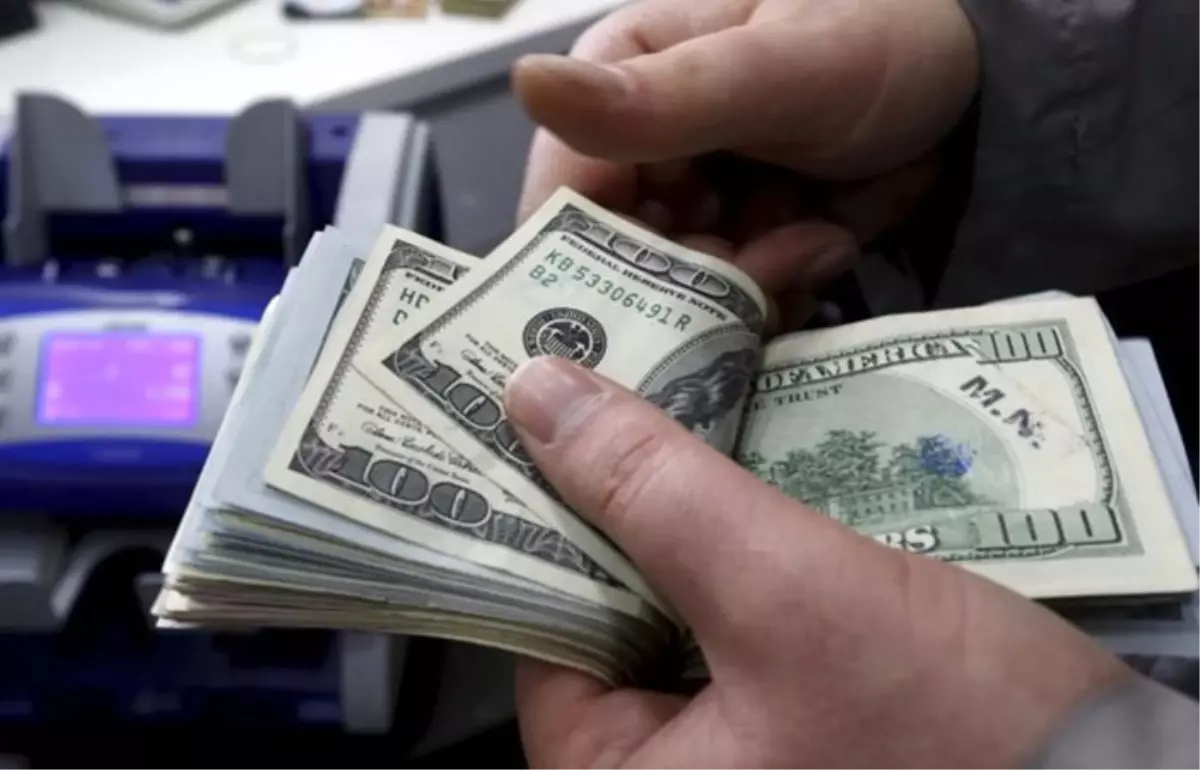 Trump\'ın tehdidi sonrası dolar 4 ayın zirvesine çıktı