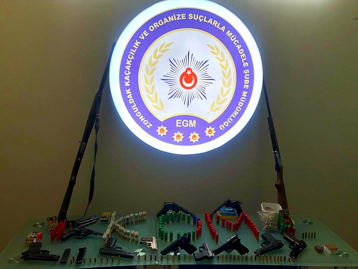Zonguldak\'ta silah ticareti operasyonu