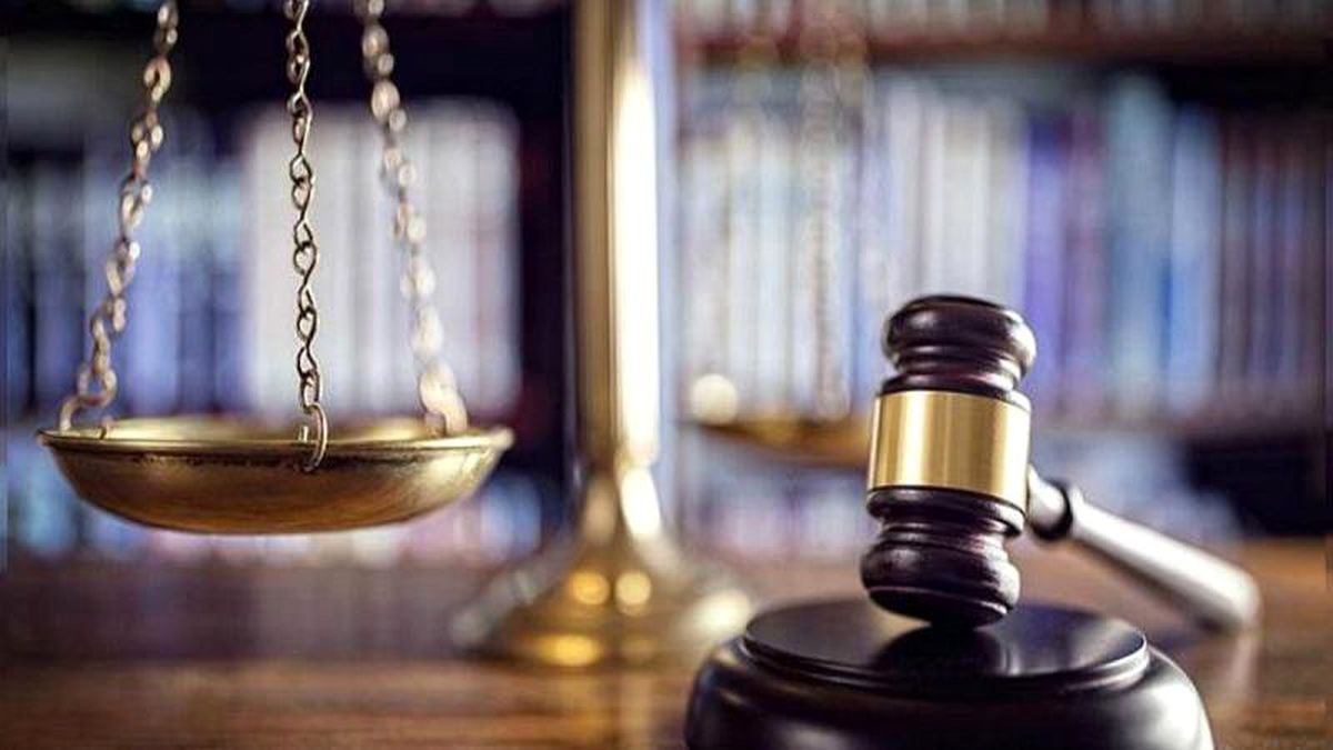 ABD\'de kızlarının sınav puanını yükseltmek için rüşvet veren çifte hapis cezası