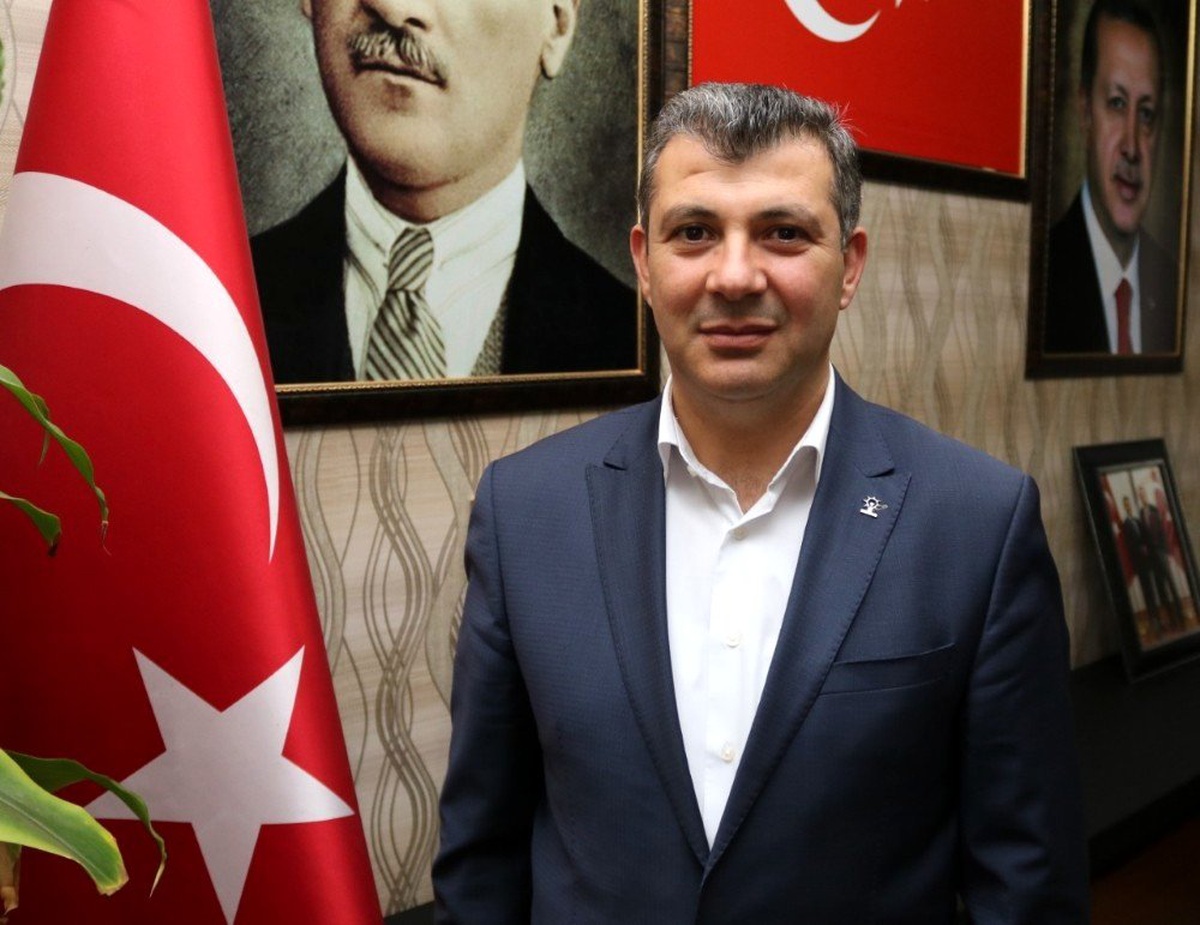 Altınsoy: "Şanlı ordumuzun yanındayız"