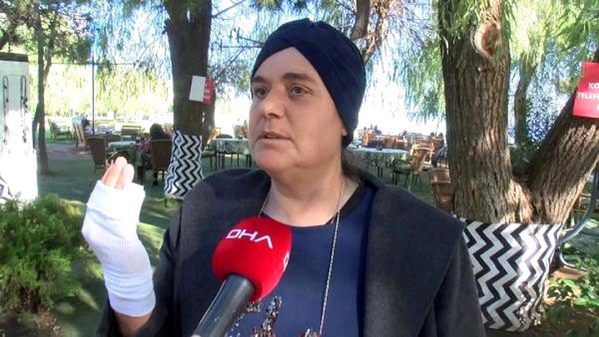 Bakırköy\'de kafede bıçakla kovalanan kadını iş yeri sahibi böyle kurtardı