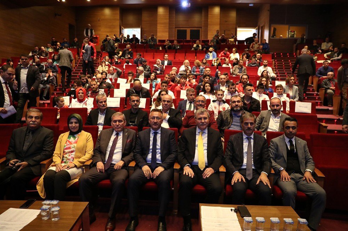 Başkan Yüce: "Spor kardeşliğin ve barışın simgesidir"