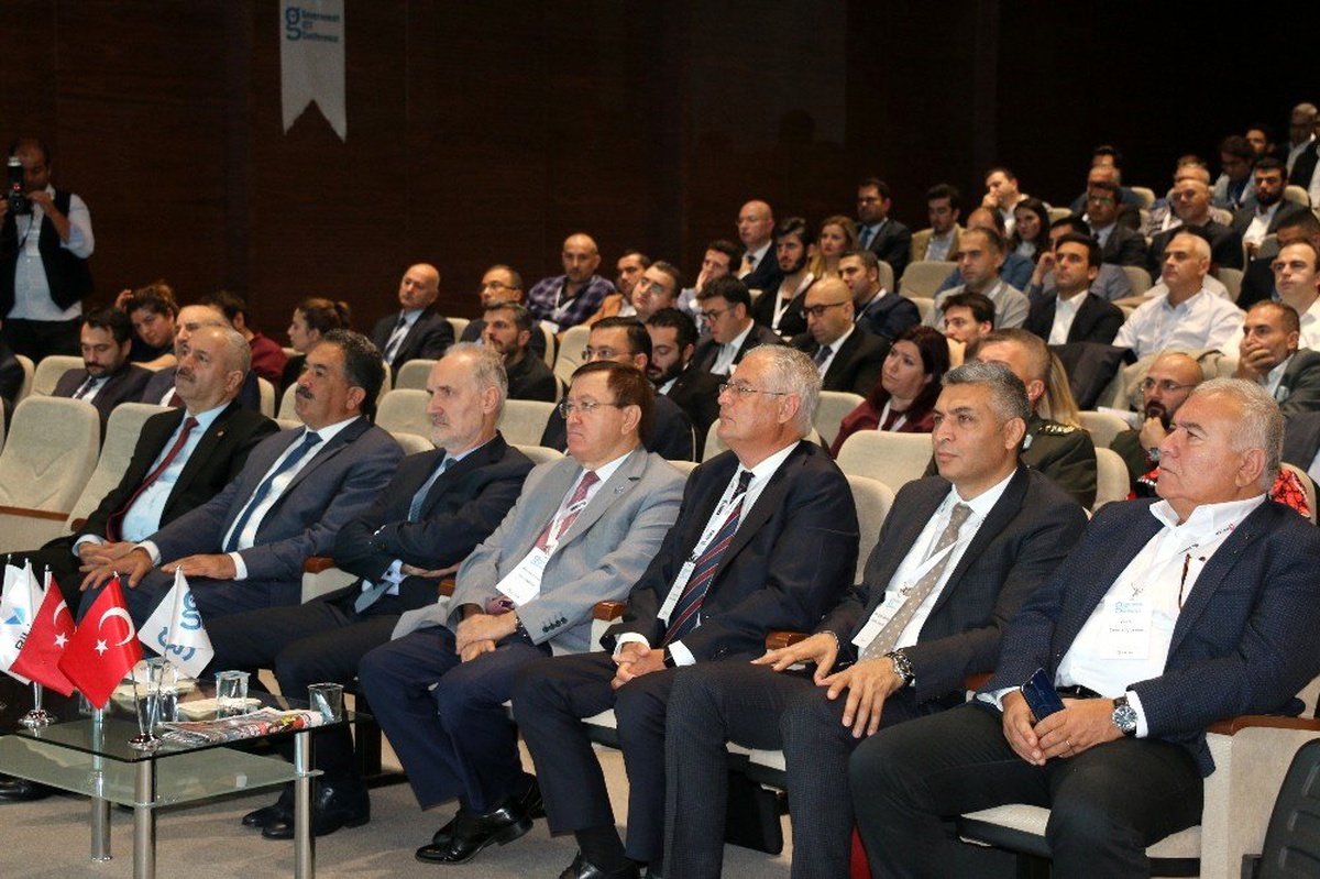 Bilgi ve İletişim Teknolojileri, Bilişim Vadisi\'nde konuşuldu