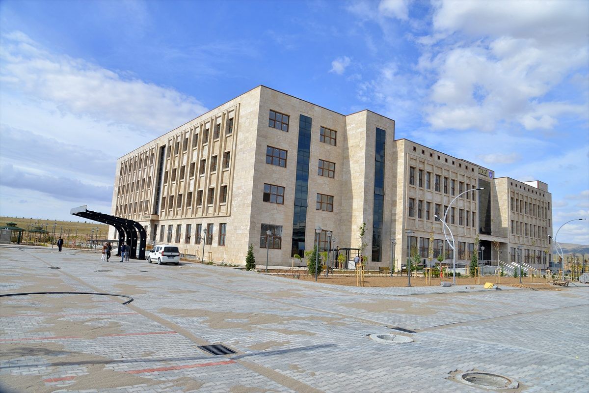 KAEÜ\'nin morfoloji binası inşaatı