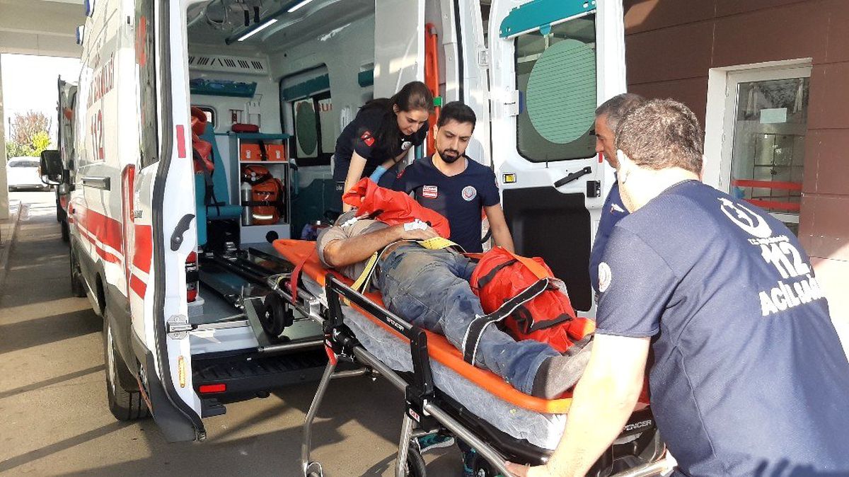 Yüksekten düşen inşaat işçisi yaralandı