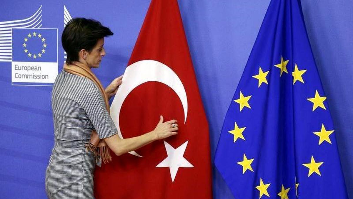 AB\'den Suriye açıklaması: Mülteciler Türkiye\'de kalmazsa AB para yardımını keser