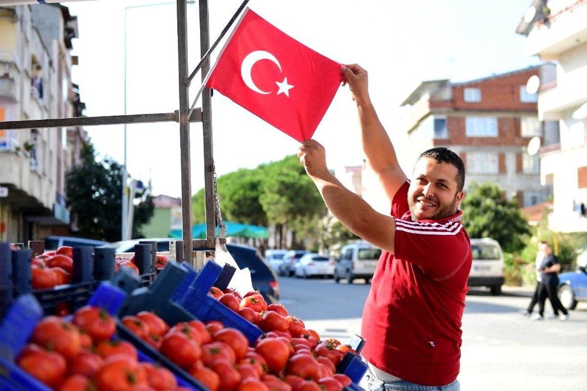 Altınordu Belediyesinden \'Barış Pınarı Harekâtı\'na anlamlı destek