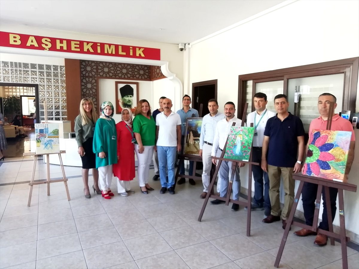 Antalya\'da Dünya Ruh Sağlığı Günü kutlandı