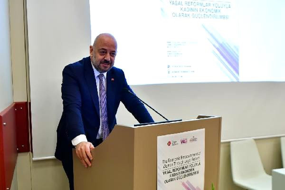 Bakan yardımcısı turagay: türkiye\'de her 3 çalışandan sadece 1\'i kadın
