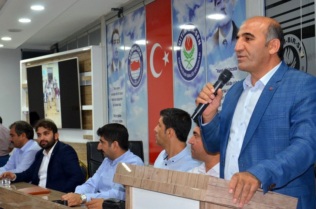 Başkan Deniz\'den Barış Pınarı harekatına destek