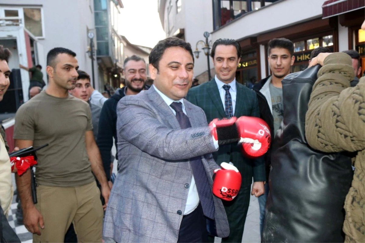 Bitlis\'te Amatör Spor Kulüpleri Haftası etkinliği