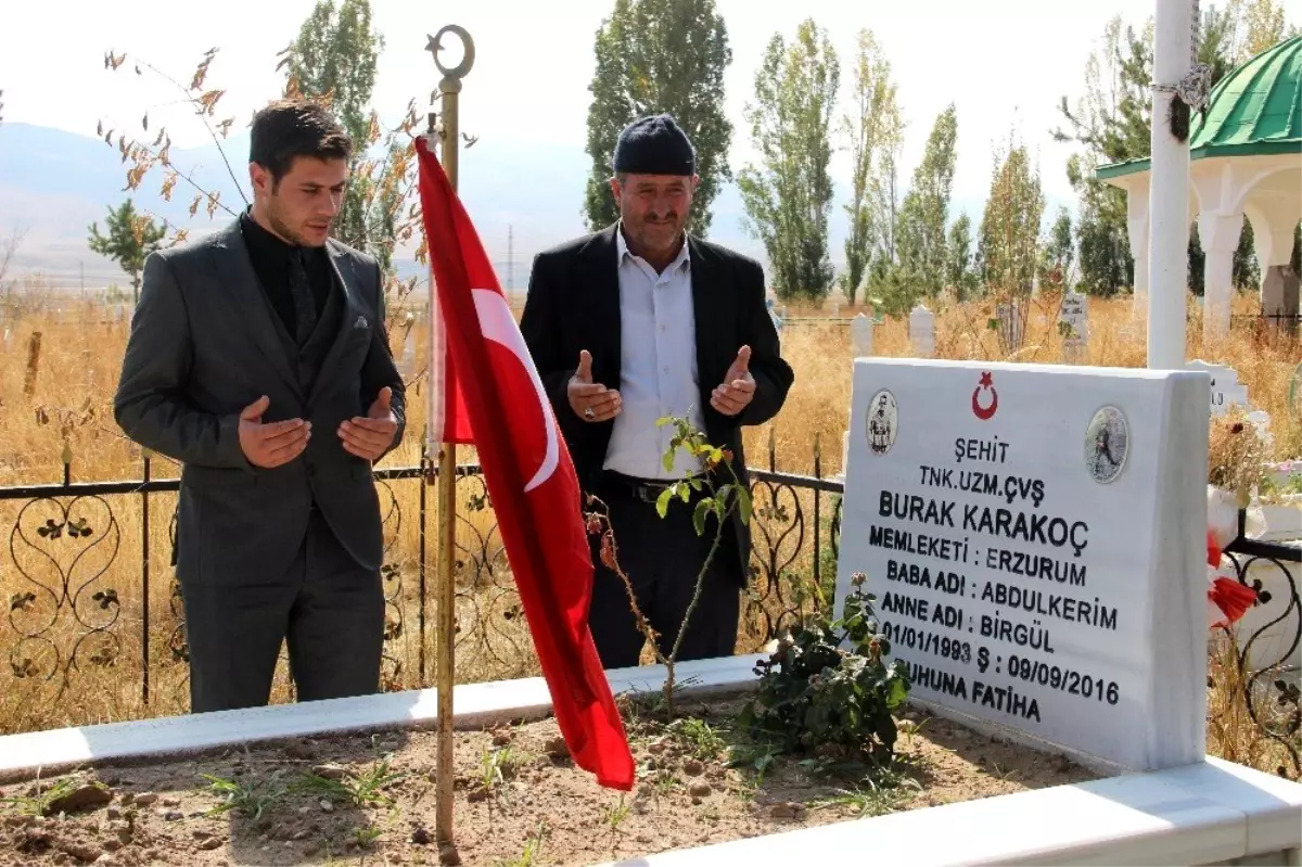 Fırat Kalkanı Harekatı şehidinin babası ve kardeşinden Barış Pınarı Harekatına destek