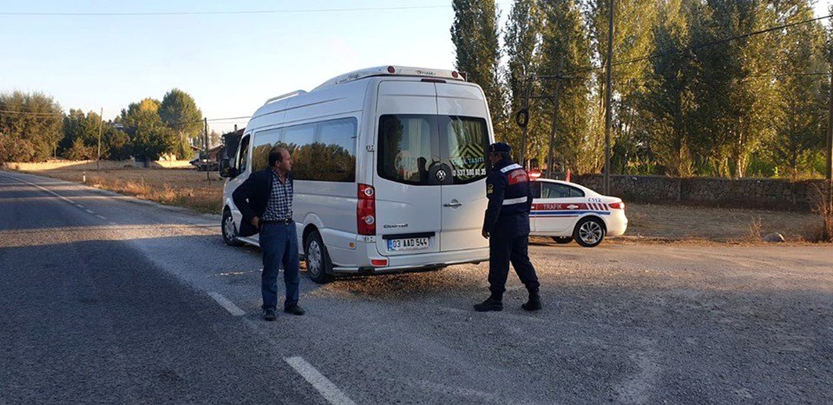 Şuhut\'ta öğrenci servisleri denetlendi