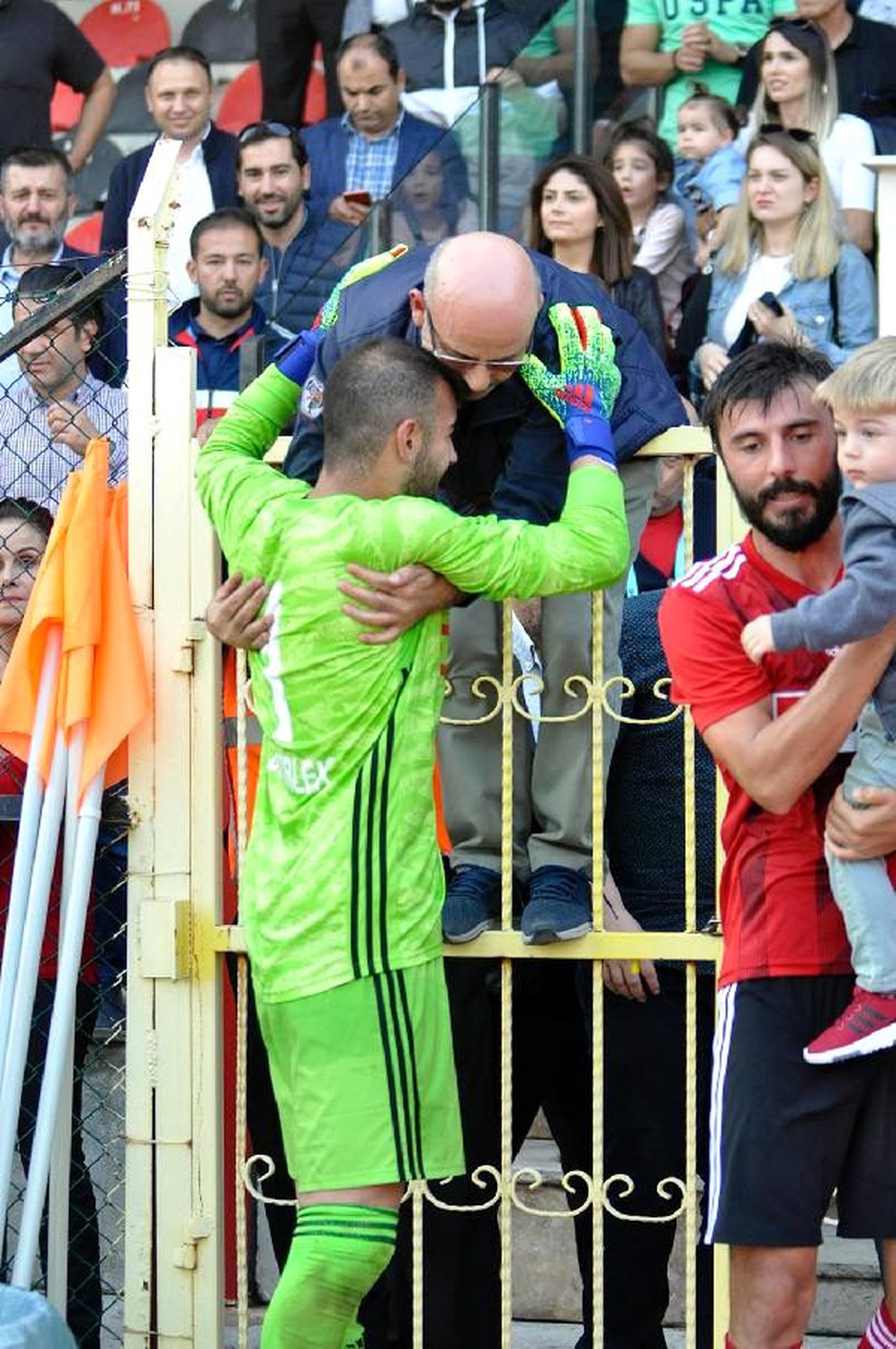 Turgutluspor zirveyi sevdi