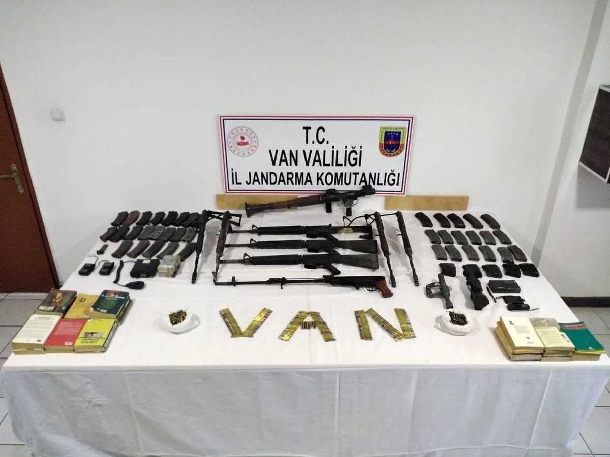 Van\'da 8 terörist etkisiz hale getirildi