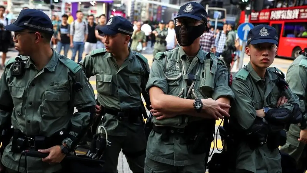 Apple, Hong Konglu protestoculara polisin yerini gösteren uygulamayı kaldırdı