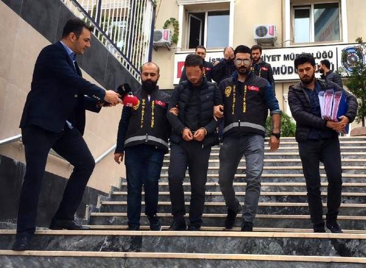 Çalarak sattıkları otomobilleri, gps\'le bulup yeniden çalmışlar
