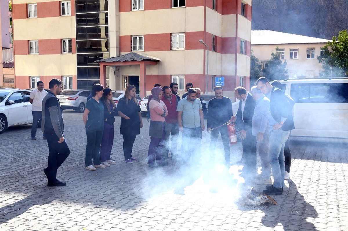 Çatak Devlet Hastanesinde yangın tatbikatı