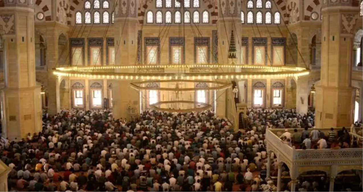 Cuma namazı nasıl kılınır, kaç rekattır? Abdest nasıl alınır?