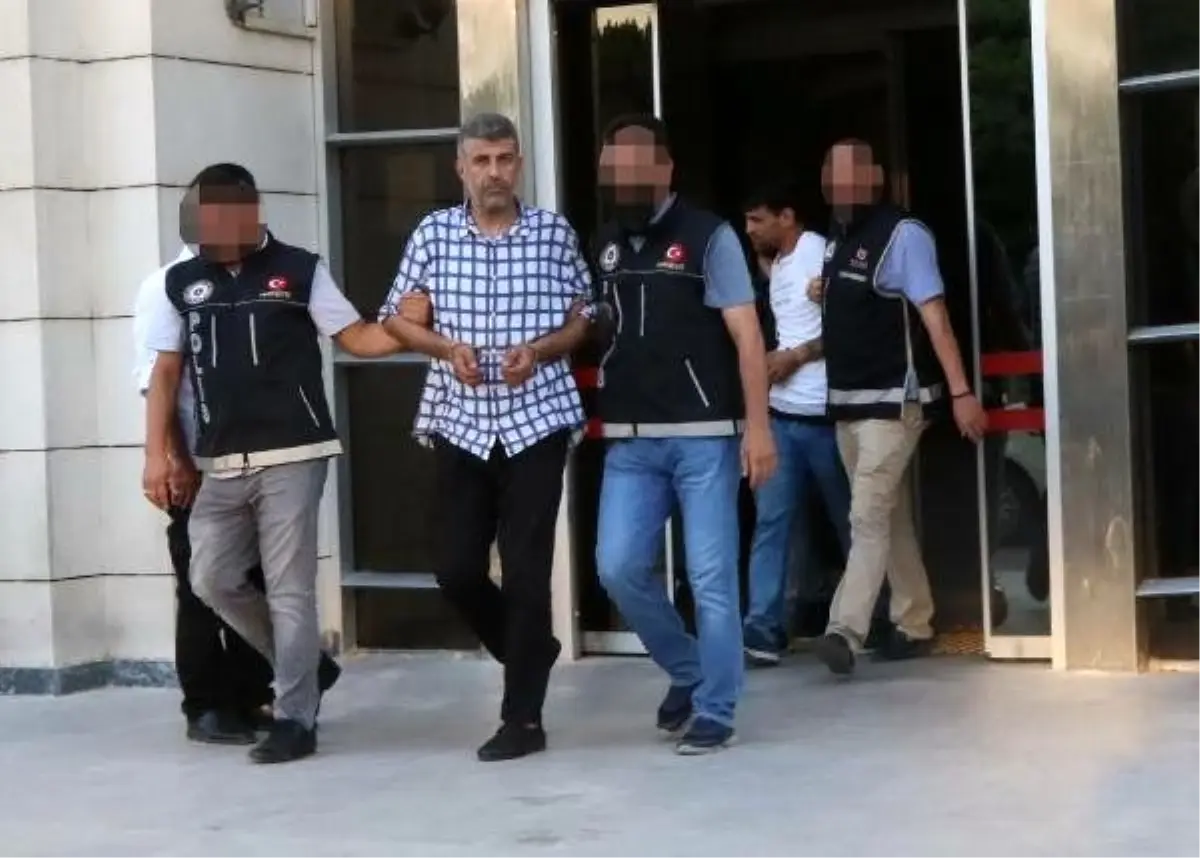 Emniyet müdürü ve yanındaki kişi, \'uyuşturucu ticareti\' suçundan beraat etti