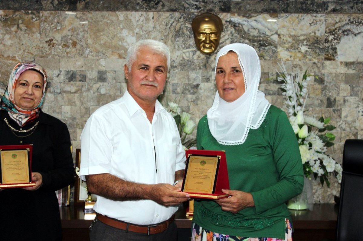 Erdemli\'de "Dünya Kadın Çiftçiler Günü" etkinlikleri