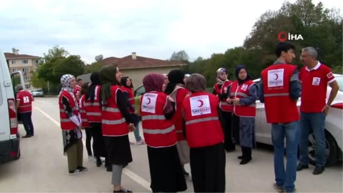 Kızılay, ihtiyaç sahibi bin 650 aileye kıyma ve kuşbaşı yardımı yaptı