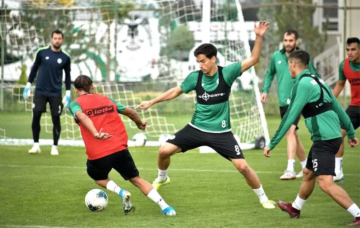 Konyaspor, Eskişehirspor maçı öncesi hazırlıklarını sürdürdü