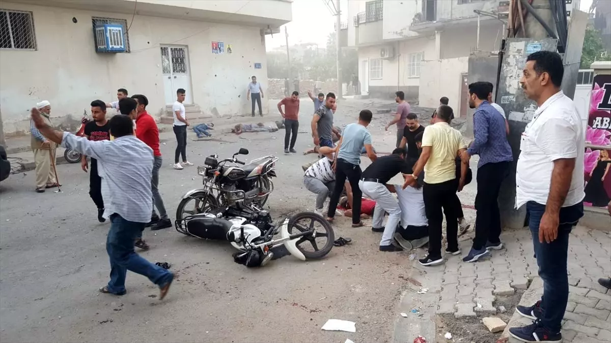 Mardin\'in Nusaybin ilçesinde YPG/PKK\'lı teröristlerce sivillere yönelik düzenlenen havanlı...