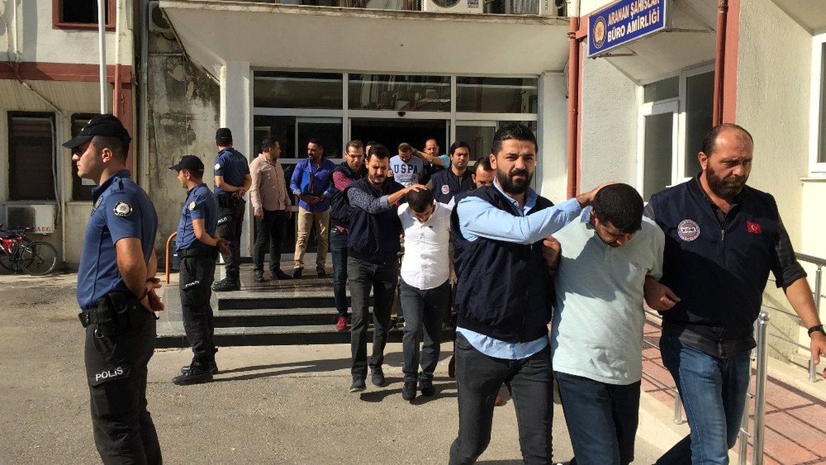 Mersin\'deki tefeci operasyonunda 4 kişi tutuklandı