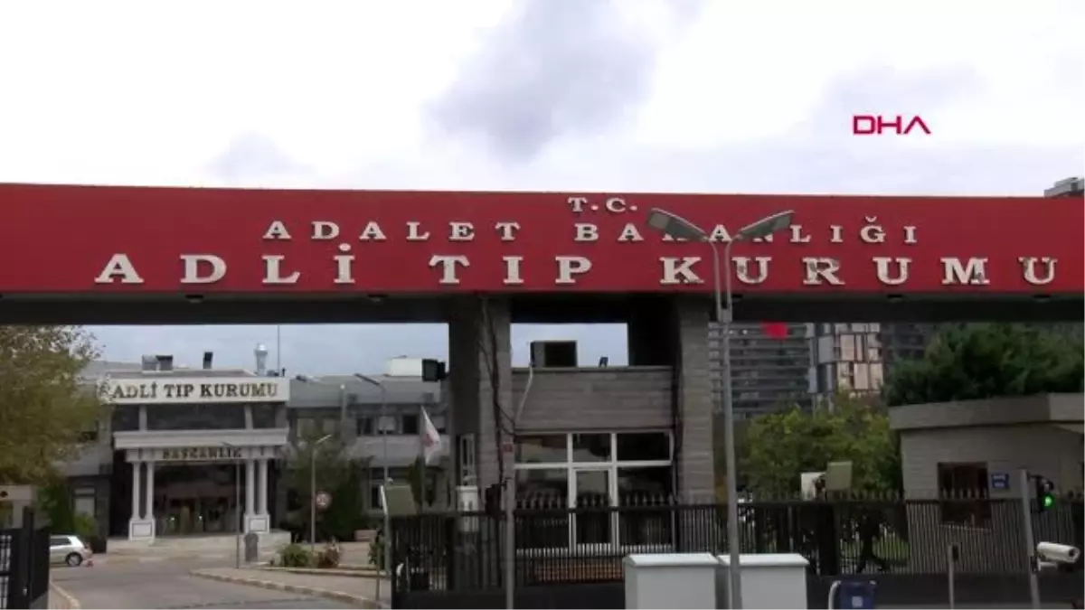 Sarıyer\'de bıçaklanarak öldürülen doktorun cenazesi adli tıp\'tan alındı