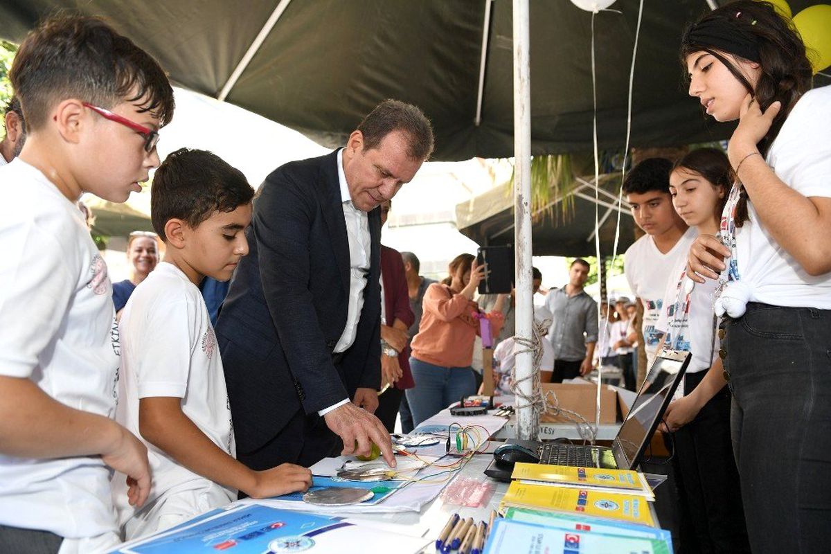 Seçer, ErasmusDays Gününde öğrencilerle buluştu